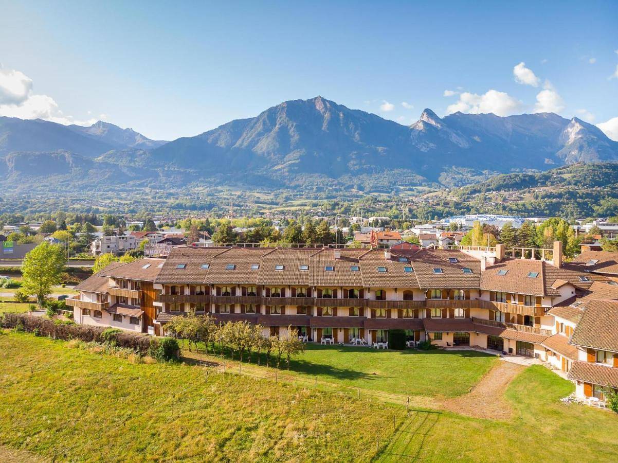 Classic Family Room in Albertville, Région d'Albertville