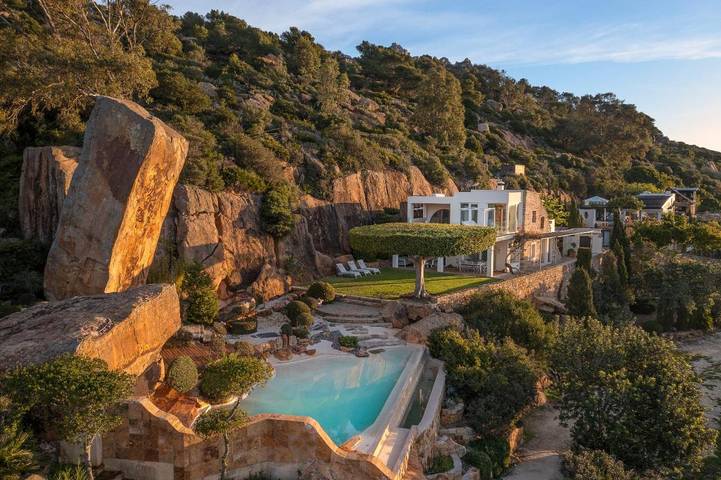 Villa pour 7 personnes, avec piscine ainsi que vue et jardin à Tarifa