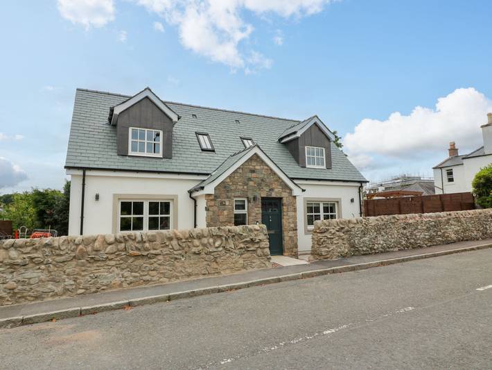 Cottage for 6 people, with garden, with pets in Gatehouse of Fleet