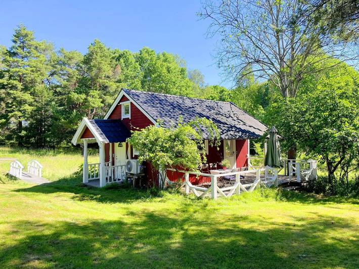 Hus för 4 Personer, med terass, barnvänlig i Upplands Väsby