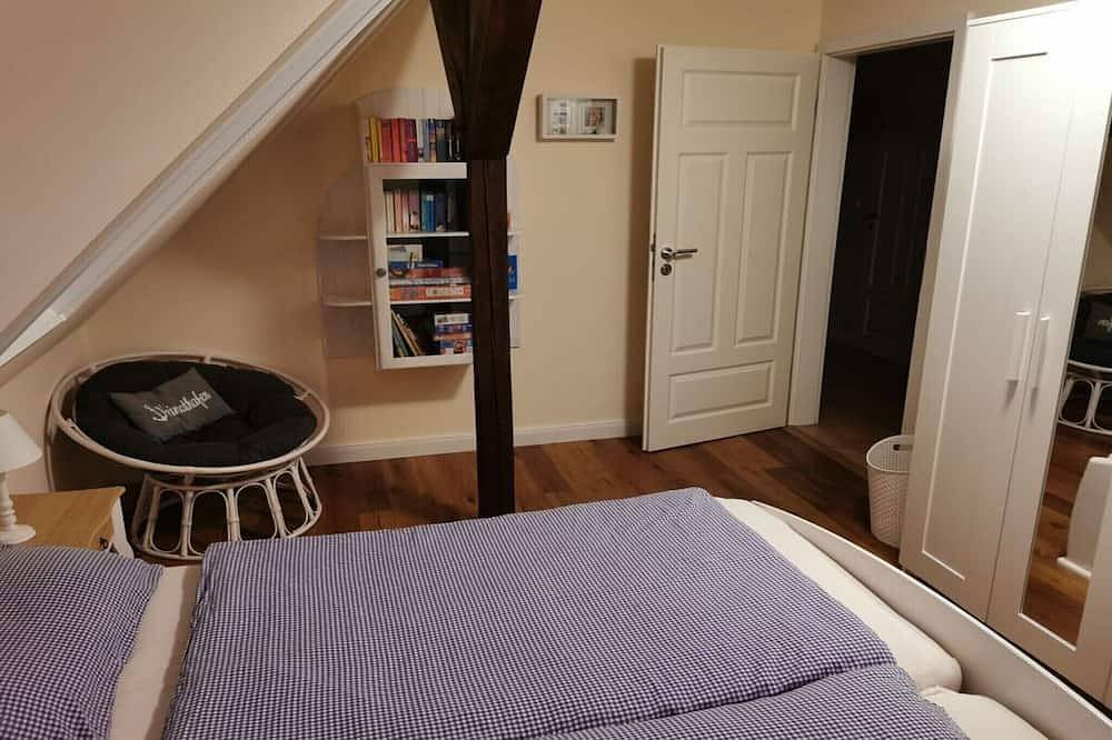 Ferienwohnung in Wyk mit Schwimmbecken in Nordfriesische Inseln (Schleswig-Holstein), Wyk auf Föhr