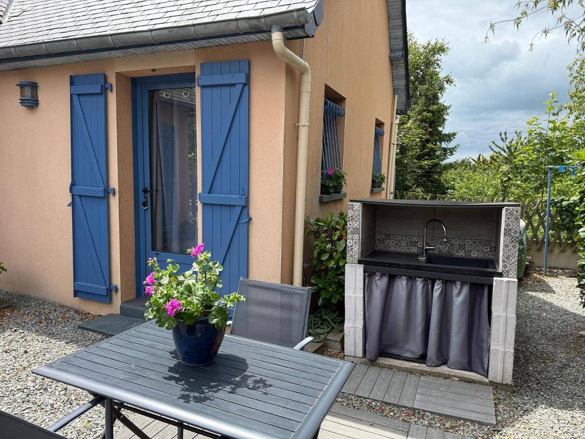 Suite à 800m de la plage in Saint-Lunaire, Région de Saint-Malo