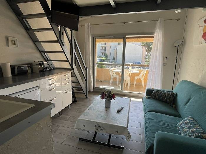 Studio entier, Studio**| clim | à 100 m des plages in Roquebrune-sur-Argens, Côte méditerranéenne (France)