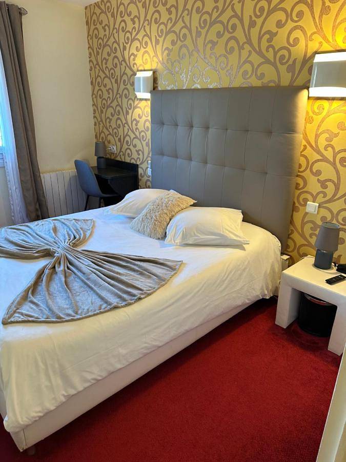 Square Hôtel in Aurillac, Région d'Aurillac