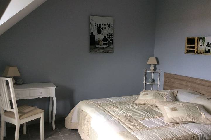 Gîte pour 10 personnes, avec jardin ainsi que terrasse et piscine à Montivilliers - 3