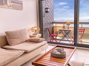 Gîte pour 5 personnes, avec balcon dans Pérello