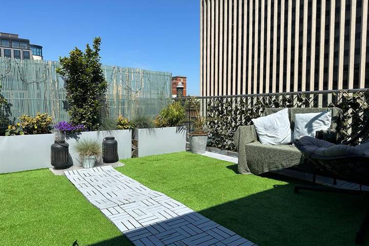 Cottage pour 2 personnes, avec jacuzzi ainsi que terrasse et jardin à Birmingham