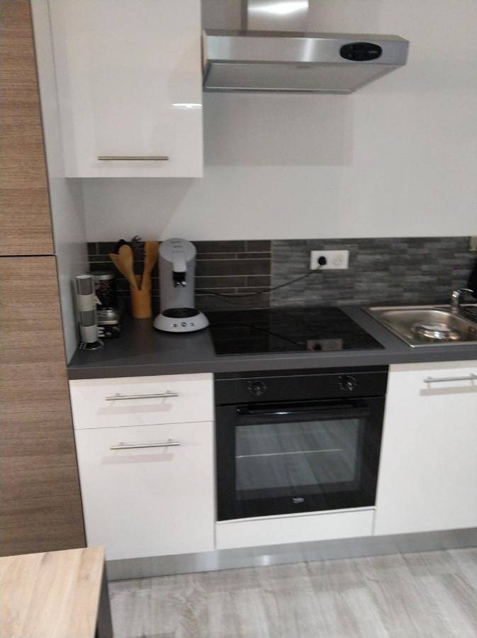 Appartement entier, Studio Apartment in Baccarat, Région de Lunéville