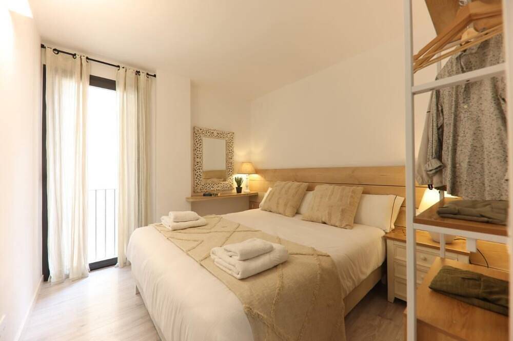 Apartamento entero, Pl. Catalunya Terraza - Apartamento turístico Girona | Bravissimo in Gerona, Gironés