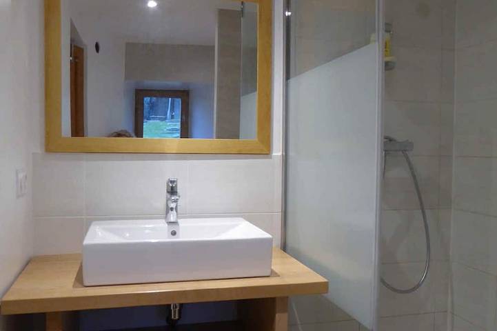 Gîte pour 2 personnes, avec jardin ainsi que sauna et balcon à Sainte-Agnès (Isère) - 4