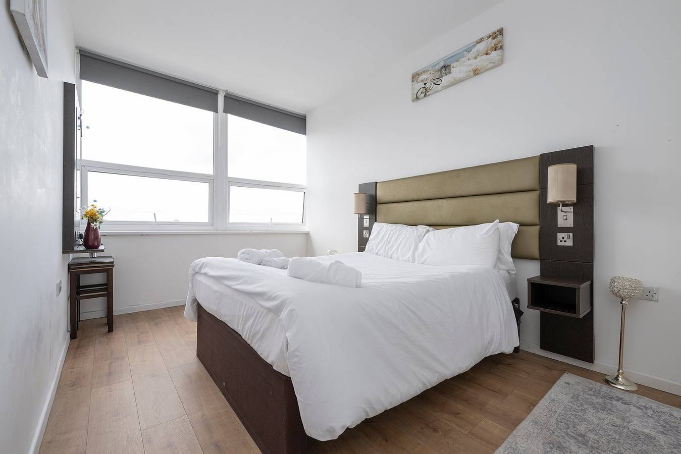 Entire apartment, Trendy Comfort in West Bromwich in Sandwell, Birmingham Area