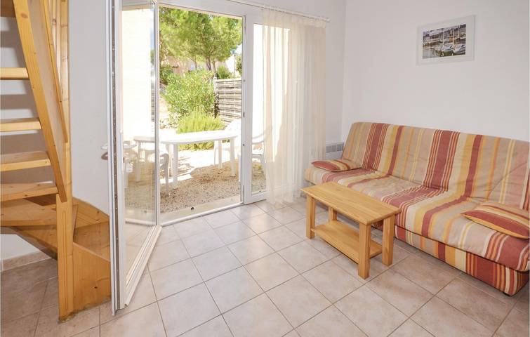 Charmante Wohnung: Pool, Garten, WiFi in Calvisson, Mittelmeerküste (Frankreich)