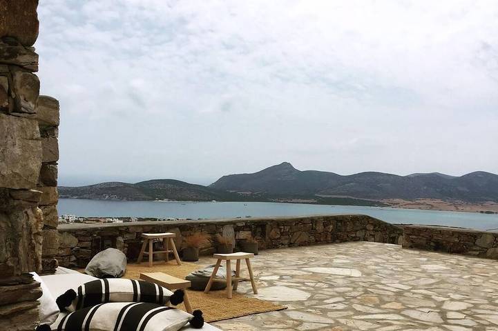 Villa for 4 people, with terrace and garden in Antiparos