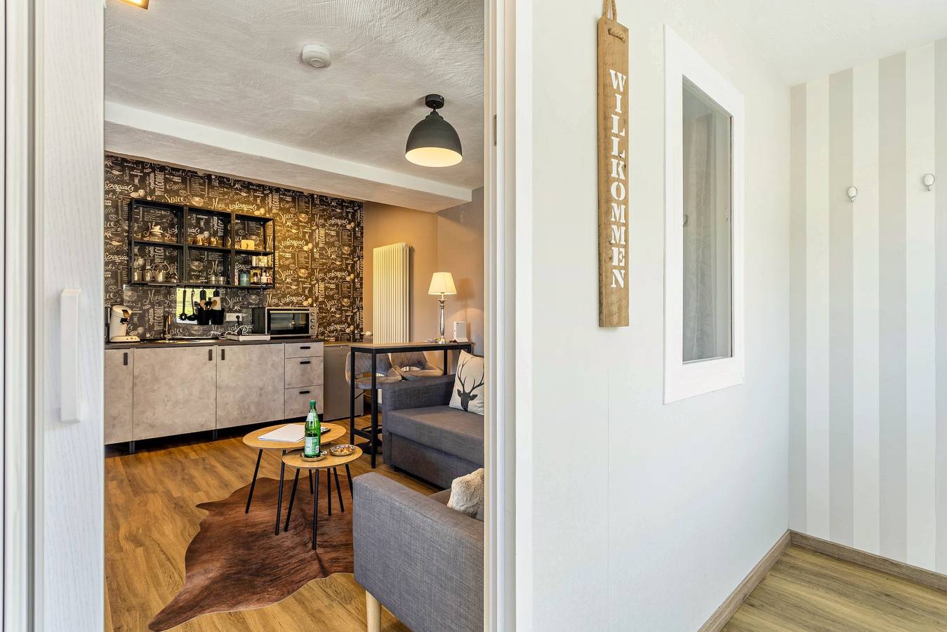 Geheel appartement, Vakantiewoningen Löwenstein Fewo 2 met gemeenschappelijke tuin en wifi in Willingen, Upland