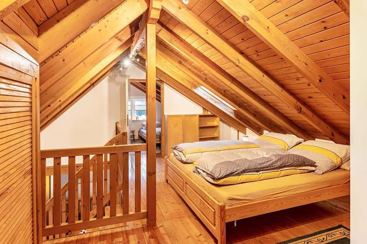 Ferienwohnung für 4 Personen, mit Garten und Balkon in Saalfeld/Saale - 2