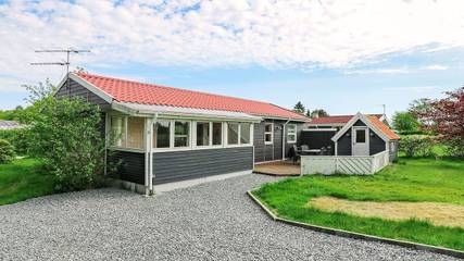 Ferienhaus für 5 Personen, mit Terrasse in Øster Hurup