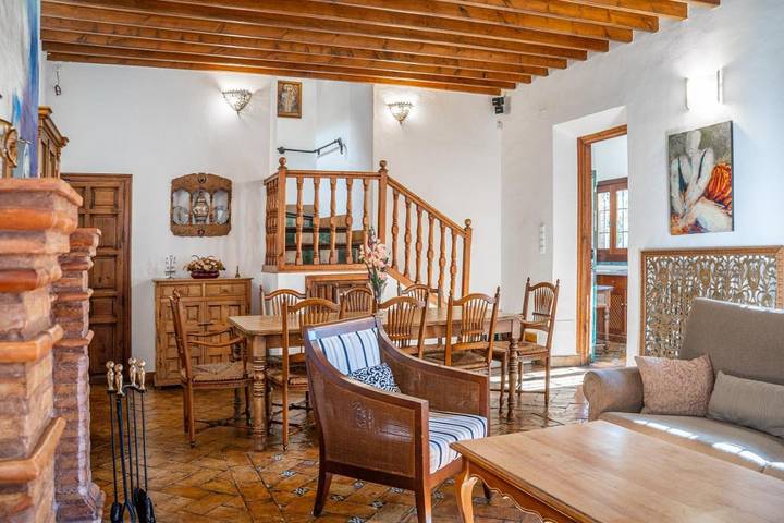 Casa rural para 6 personas, con vistas además de jardín y piscina en Granada - 4