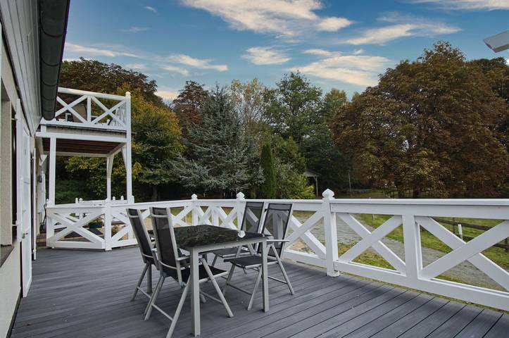 Ferienwohnung für 8 Personen, mit Terrasse und Garten sowie Pool und Sauna in Bergen auf Rügen - 4