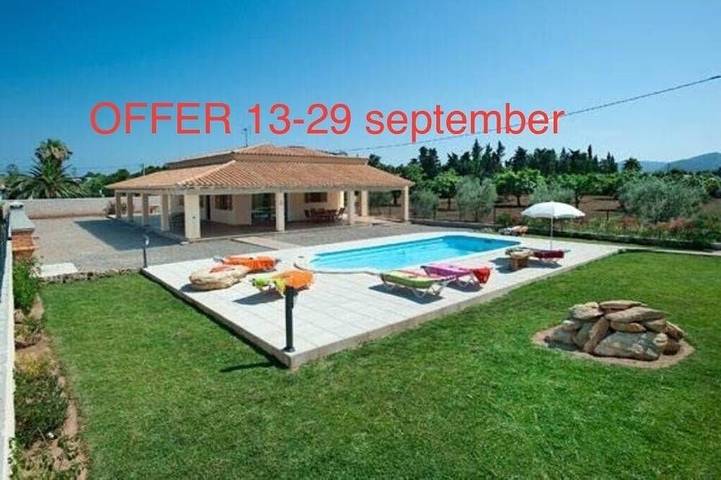 Finca for 6 people, with garden and terrace in Las Palmeras