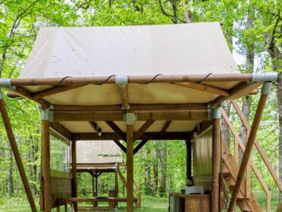 La Clairière - écolieu de vacances - Bungalow toilé 2 personnes - Cabane Au Clair De Lune in Lamothe-Fénelon, Quercy