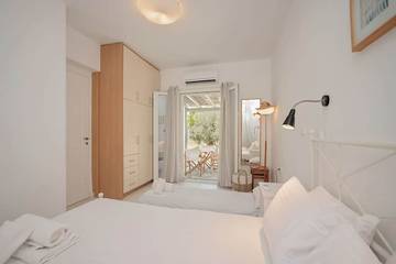 Villa for 8 People in Plaka (Naxos), Cyclades, Photo 1