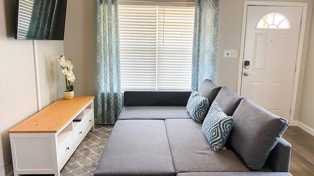 Cozy Downtown San Antonio Tiny Home in San Antonio, Bexar County