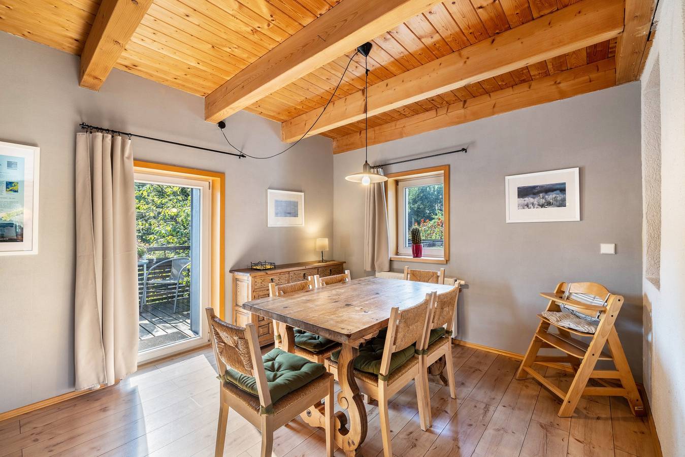 Ganze Wohnung, Ferienwohnung 'Rabus' mit Bergblick, privater Terrasse und Wi-Fi in Bisingen, Neckar-Alb