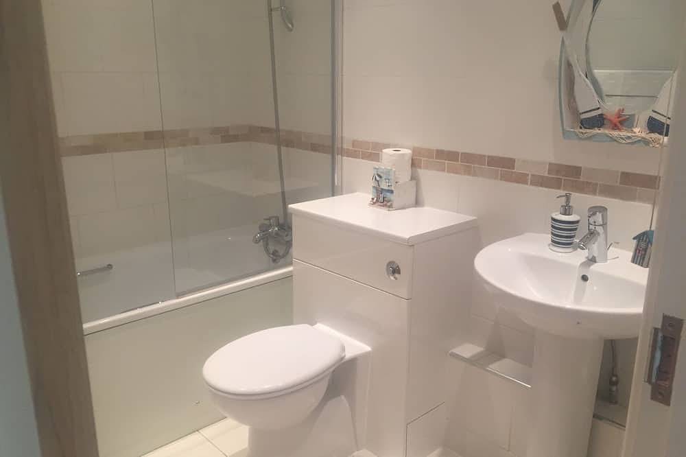 “Blue Skies” 2 Bedroom Holiday Let In Whitstable in Whitstable, Kent
