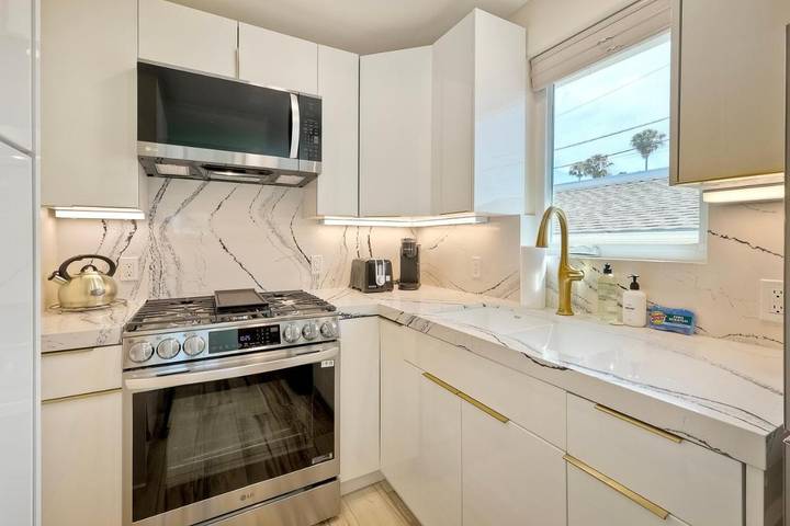 Ferienhaus für 2 Personen, mit Terrasse und Garten - 1