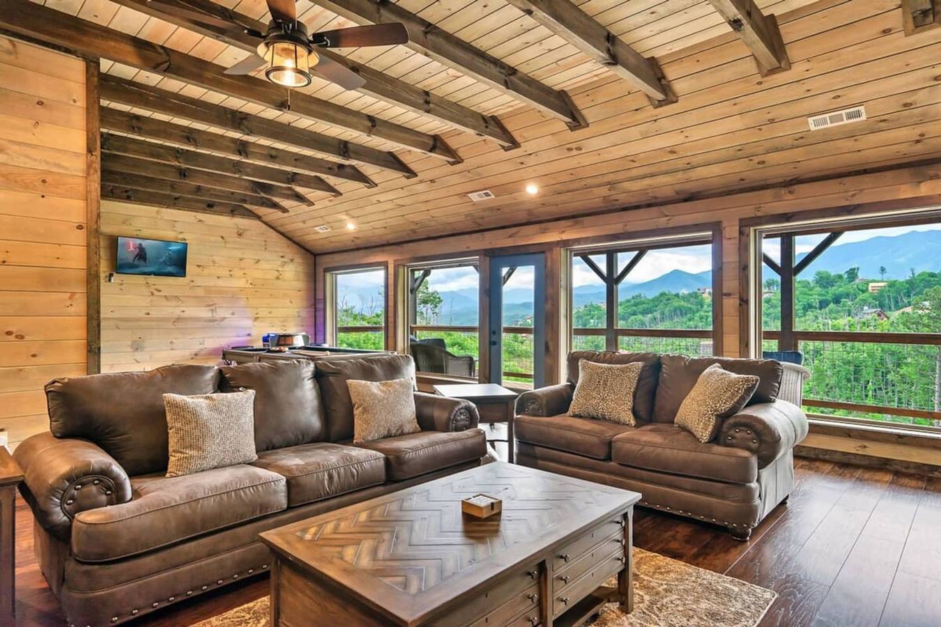 Vacation House for 10 Guests in Sevier County