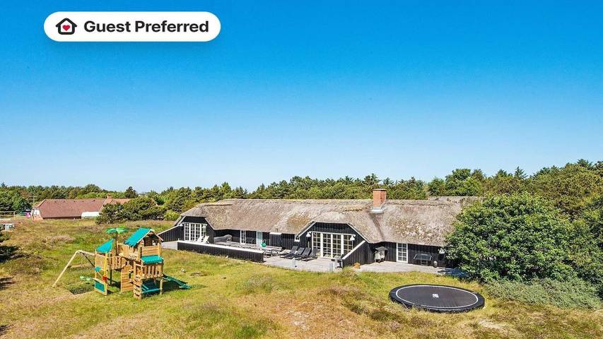 Ferienhaus für 18 Personen, mit Sauna und Pool sowie Whirlpool und Terrasse auf Fanø
