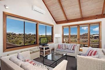 Holiday Home for 18 People in Blairgowrie, Mornington Peninsula, Photo 3