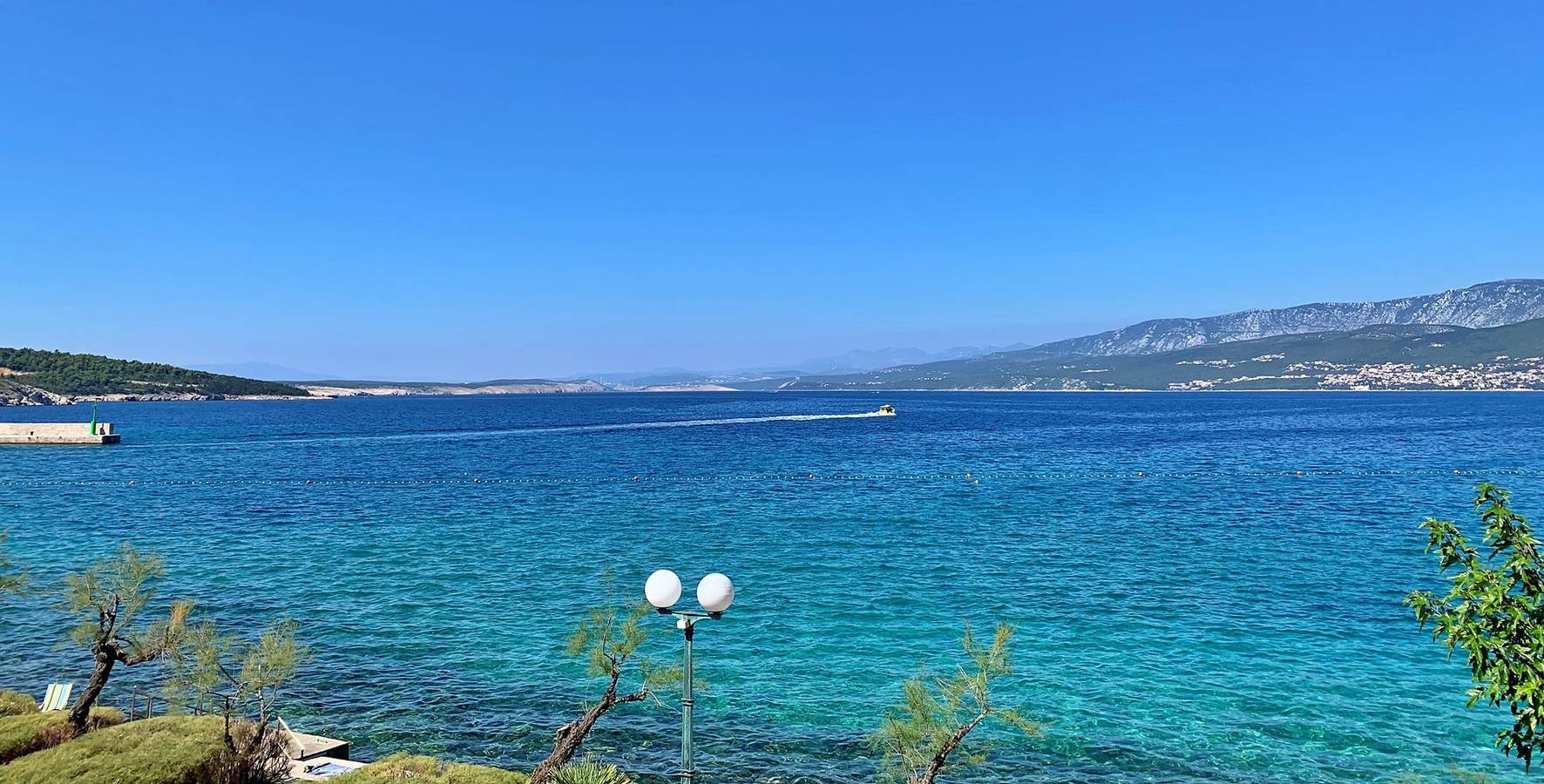 Ganze Wohnung, Ferienwohnung mit Panoramablick aufs Meer – Perfekt für 2–3 Gäste in Silo (Krk), Krk