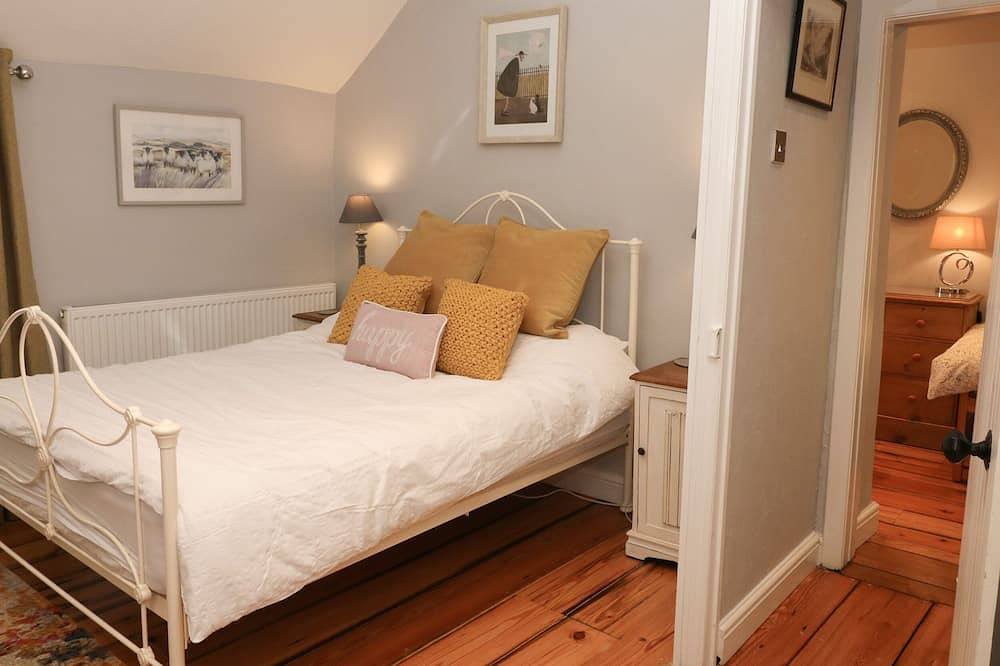 Millstream Cottage, family friendly in Castleton, Peak District in Castleton, Derbyshire