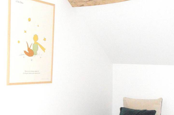 Chambre d’hôte pour 13 personnes, avec piscine et jardin à Stigny - 4