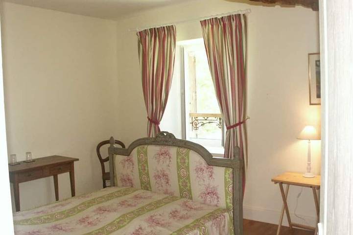 Location de vacances pour 18 personnes, avec jardin et terrasse, animaux acceptés à Isle (Limoges) - 2