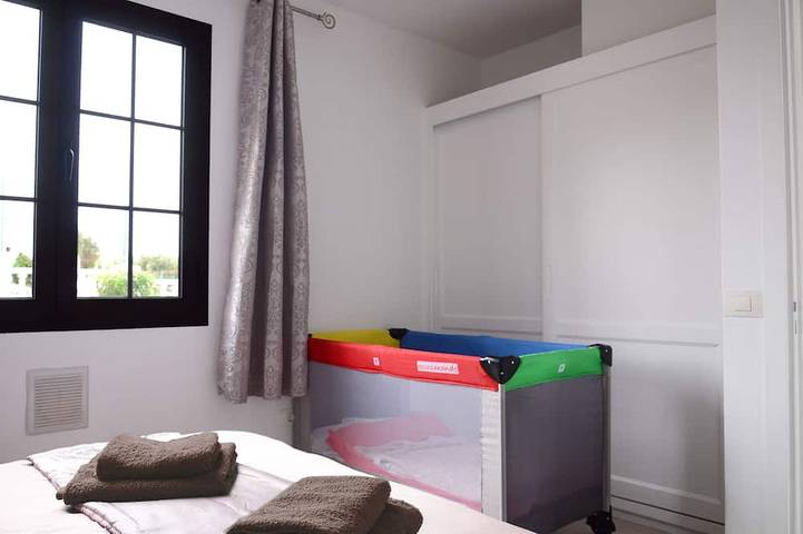 Moderno apartamento nuevo en la playa de Sun in Caleta de Fuste, Antigua