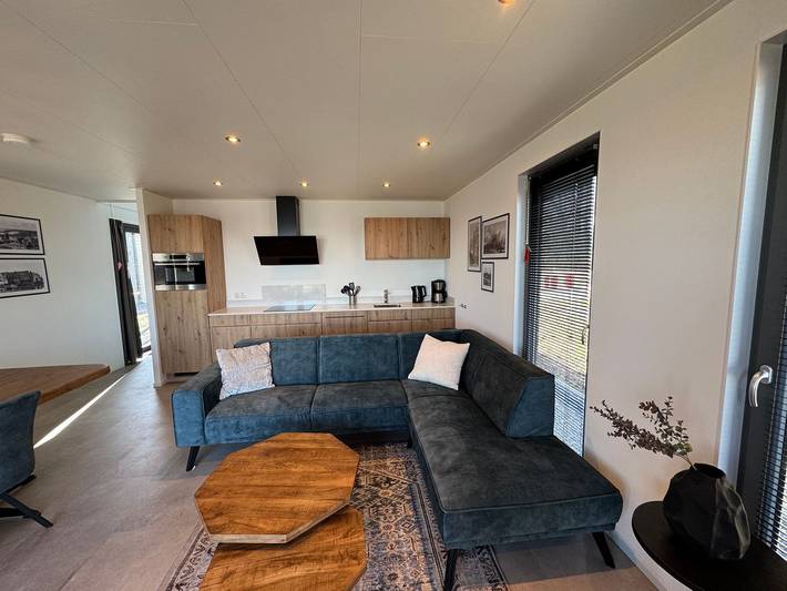 Luxury BeachHouse with Exceptional Sea Views and Direct Beach Access in Enkhuizen in Enkhuizen, IJsselmeer