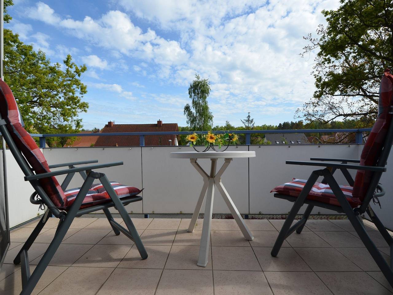 Appartement de vacances entier, Ferienapartment Sonnenschein zwischen Ostseestrand und Bodden in Ostseebad Glowe, Glowe