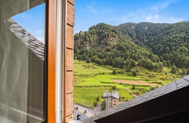 Ganzes Studio, Modernes Studio in Arinsal von 40 m² mit Bergblick in Arinsal, La Massana