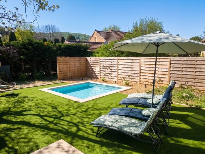 Villa pour 6 personnes, avec Terrasse ainsi que Jardin et Piscine