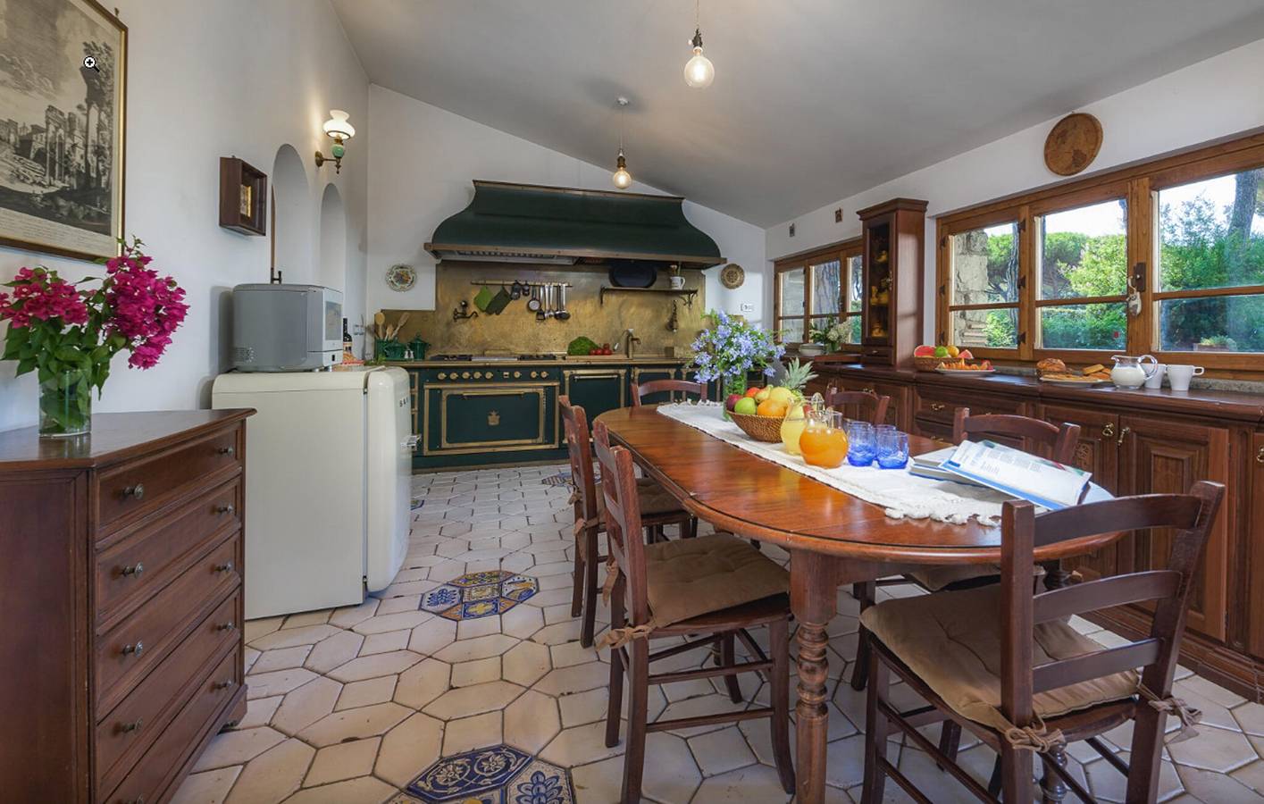 Appartement moderne avec Wi-Fi et parking, près d'Al Casaletto in Ciampino, Parco Regionale dei Castelli Romani