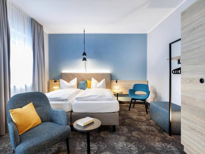 Hotel für 3 Personen, mit Terrasse und Garten sowie Pool und Sauna in Kulmbach