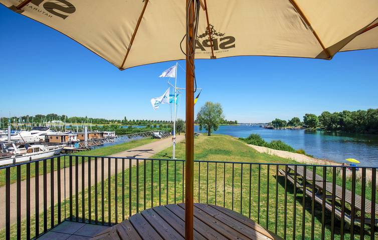 Hausboot für 6 Personen, mit Ausblick und Seeblick sowie Terrasse in Belgien - 3