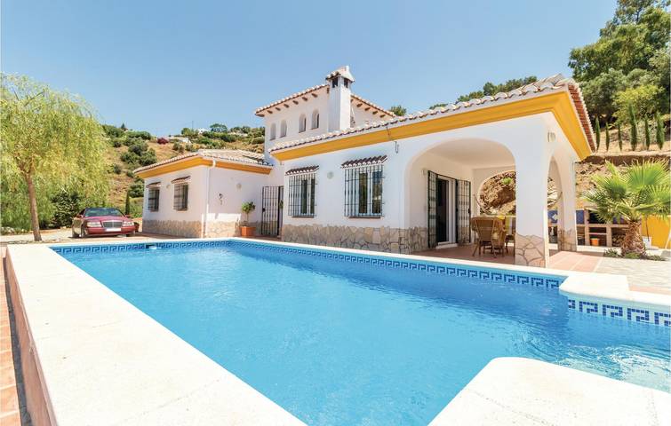 Casa de vacaciones para 6 personas, con piscina además de terraza y jardín - 1