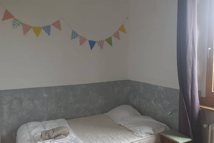 Gîte pour 4 personnes, avec jardin et terrasse à Camlez - 3