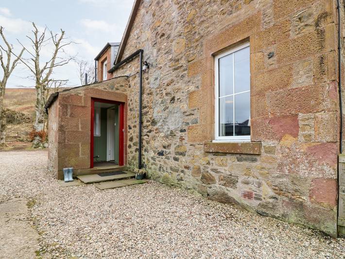 Cottage for 6 people, with garden, with pets in Angus