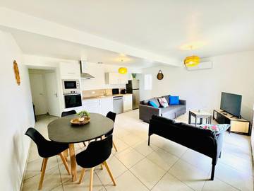 Gîte pour 6 personnes, avec terrasse à Chanas