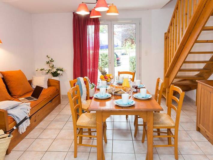 Camping pour 6 personnes, avec Terrasse