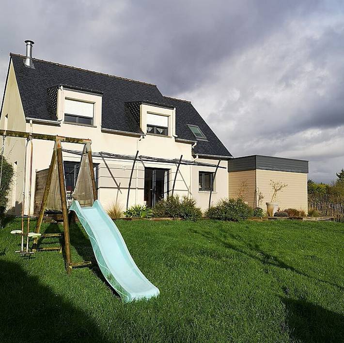Chambre d’hôte pour 2 personnes, avec jardin à Hénansal